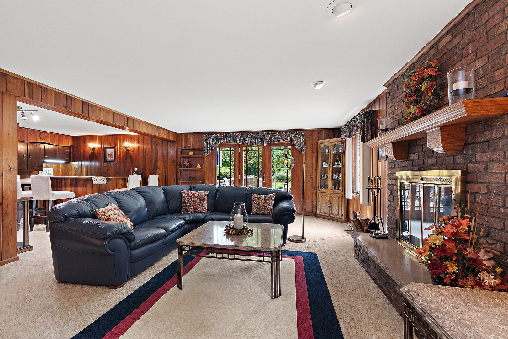 590 Timber Lane Frankfort, IL 60423 - Photo 22 of 50 a living room with furniture fireplace and a large window