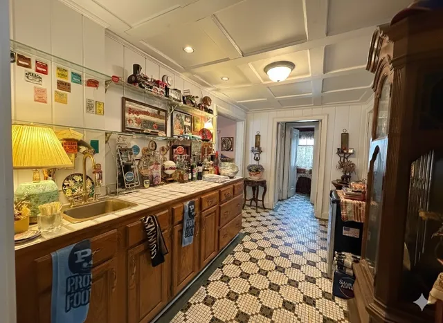 $785,000 | 502 South I Oka Avenue, Mount Prospect, IL 60056