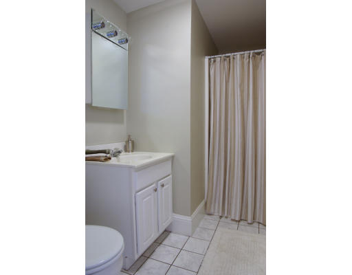 662 East 7th Street, Unit 3 Boston, MA 02127 - Photo 6 of 10