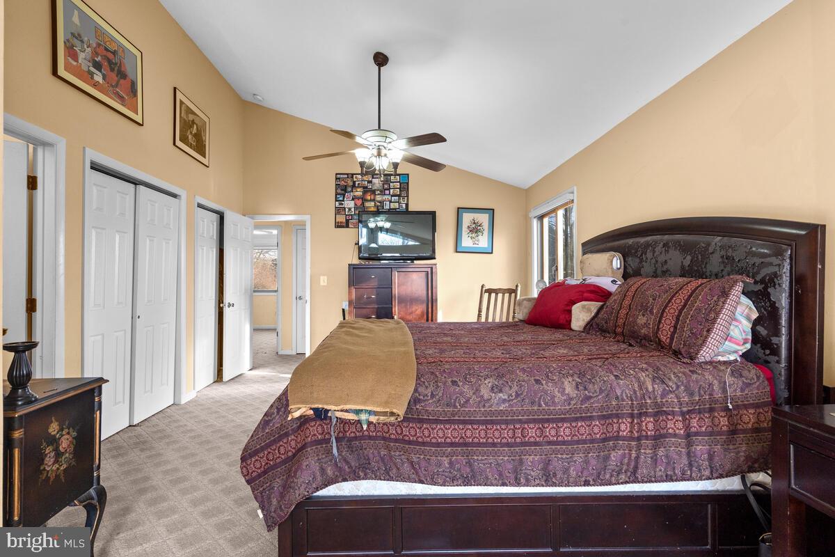 6406 Lochridge Road Columbia, MD 21044 - Photo 28 of 39 Owners suite
