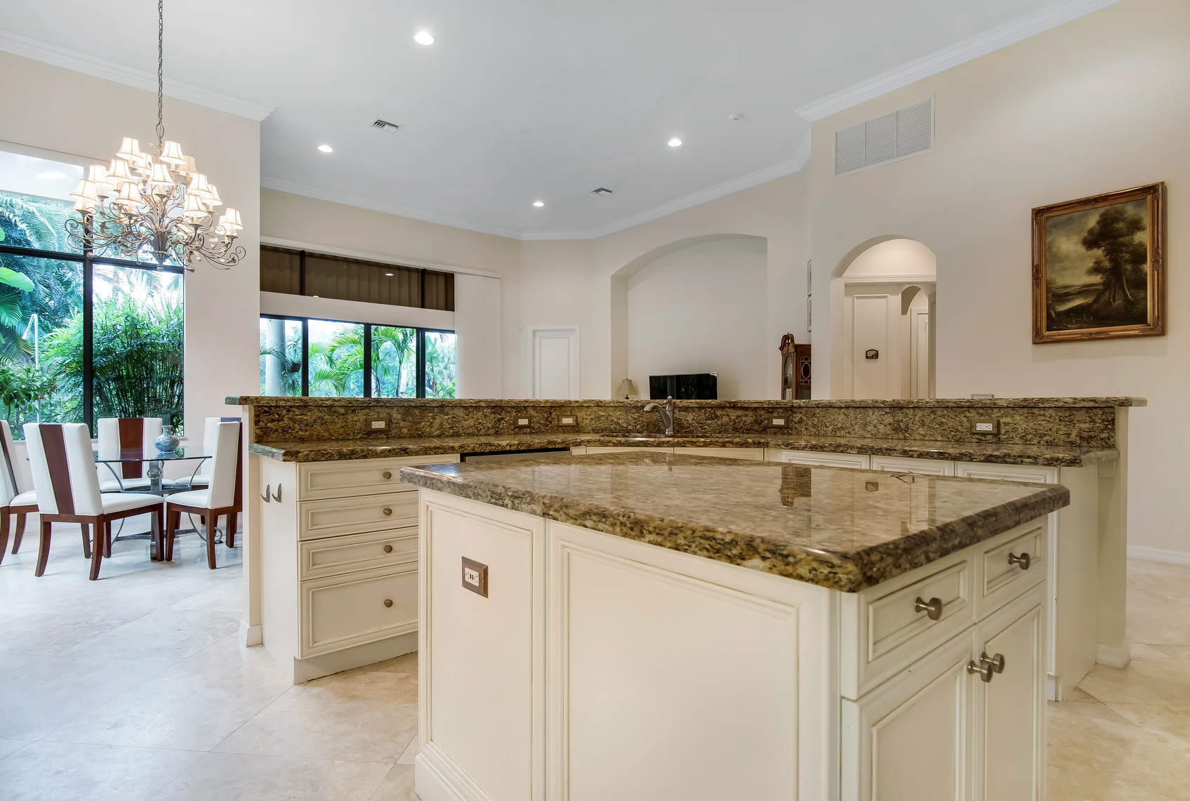 17763 Lake Azure Way Boca Raton, FL 33496 - Photo 7 of 23 08