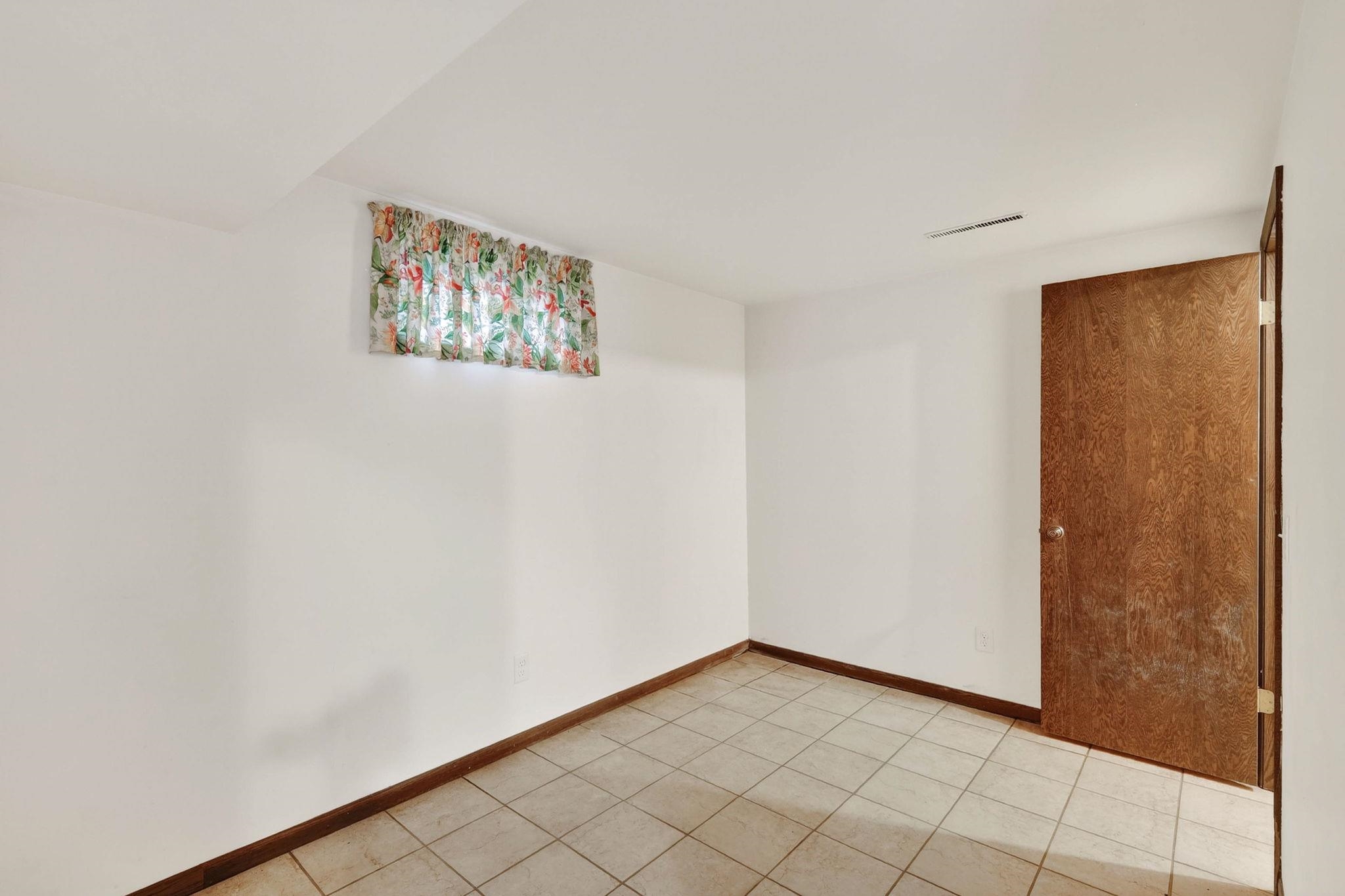 3907 Patrick Henry Way, Unit 3907 Middleton, WI 53562 - Photo 23 of 36
