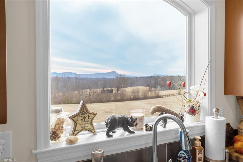 1190 Moorefield Road Danbury, NC 27016 - Photo 2 of 50 Gallery Image 2