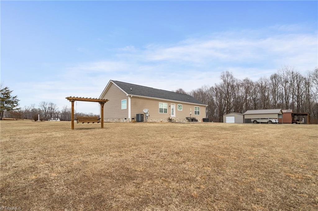 1190 Moorefield Road Danbury, NC 27016 - Photo 35 of 50 Gallery Image 35