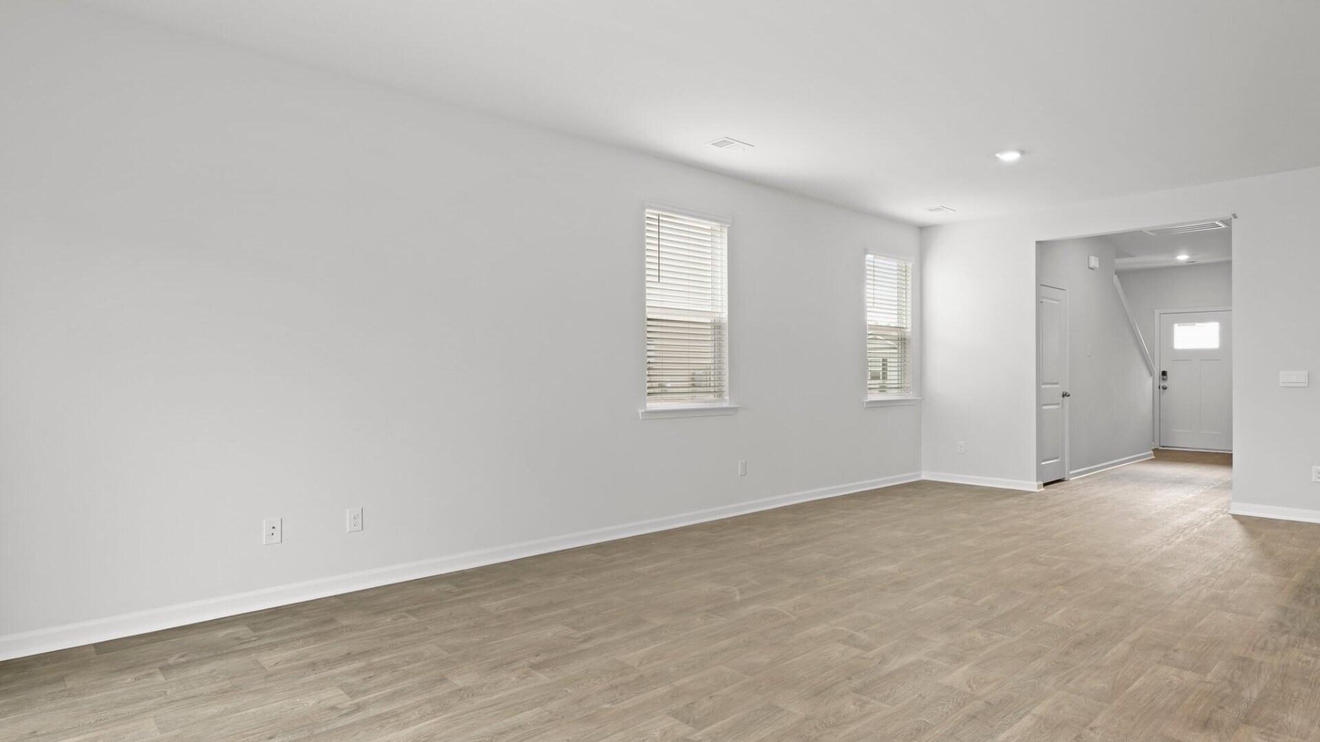 728 Long Blf Road Summerville, SC 29486 - Photo 9 of 46 728 Long Bluff_17