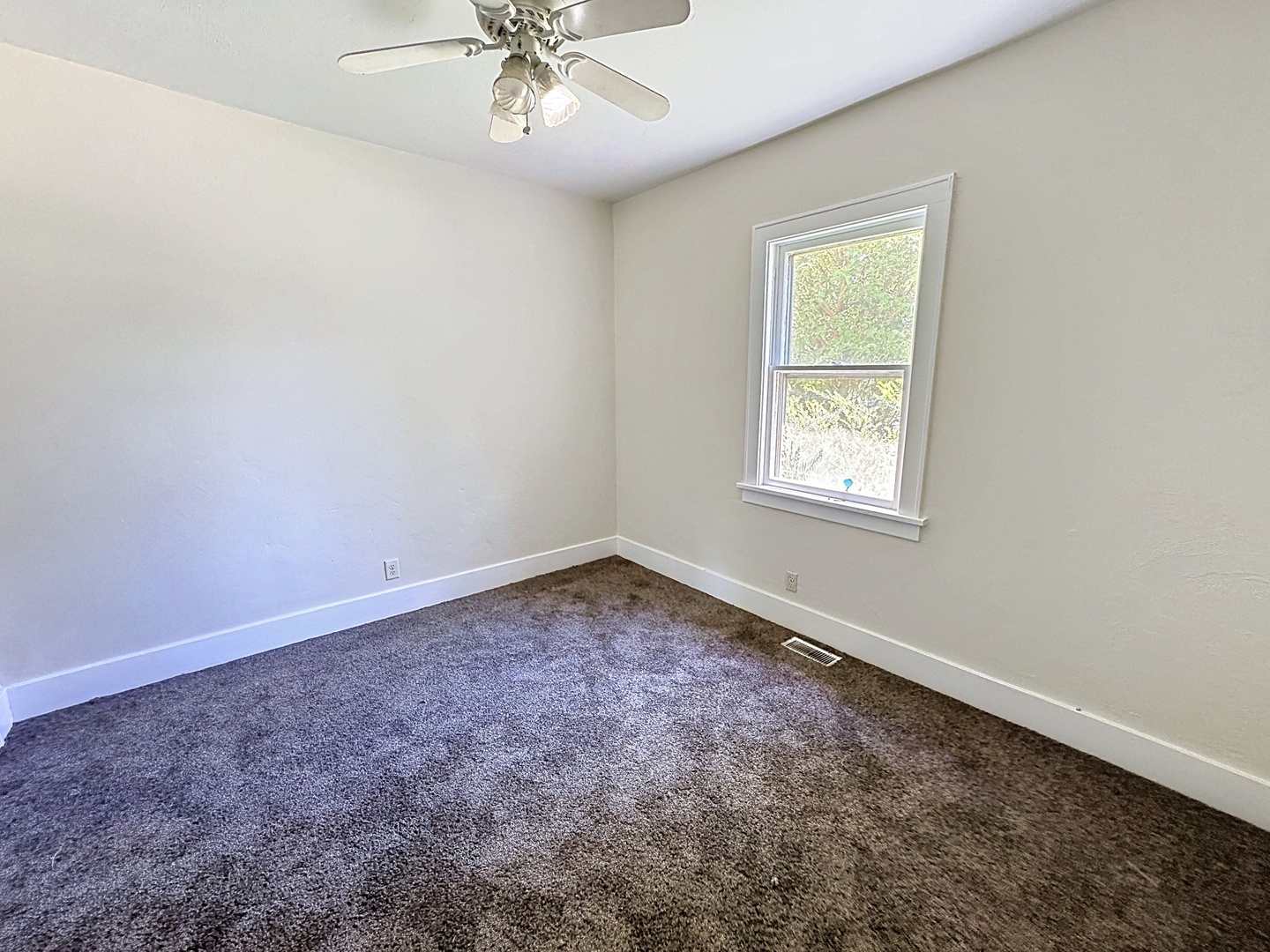 1843 24th Avenue Moline, IL 61265 - Photo 10 of 20