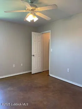 $1,200 | 301 North Brentwood Avenue, Unit A, Lubbock, TX 79416