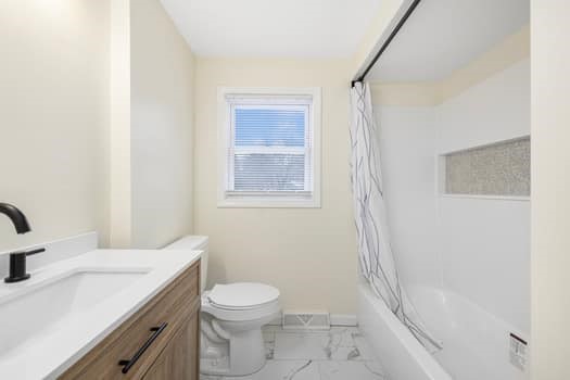 72 Cathedral Road Warwick, RI 02889 - Photo 12 of 23 Gallery Image 12