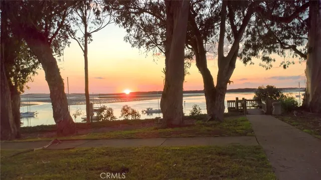 $2,499,000 | 193 Main Street, Morro Bay, CA 93442