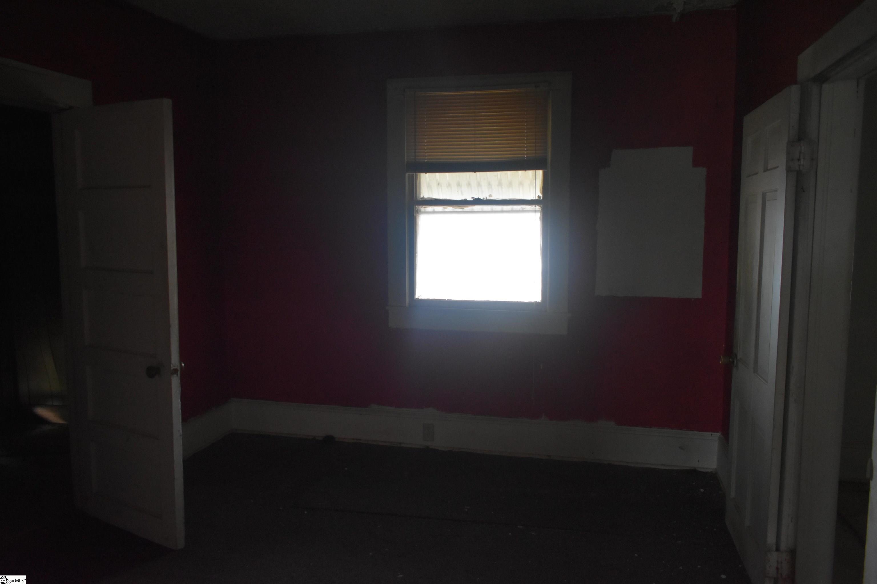 1187 Pendleton Street Greenville, SC 29611 - Photo 12 of 15