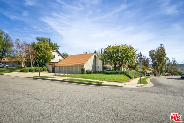 $7,000 | 22634 Town Crier Road, Calabasas, CA 91302
