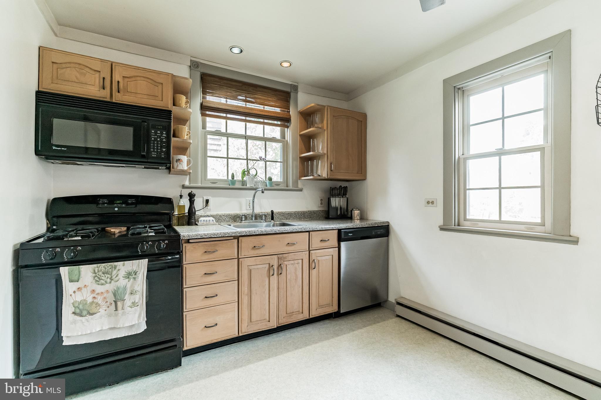 1461 Hampstead Road Wynnewood, PA 19096 - Photo 17 of 36 Gallery Image 17