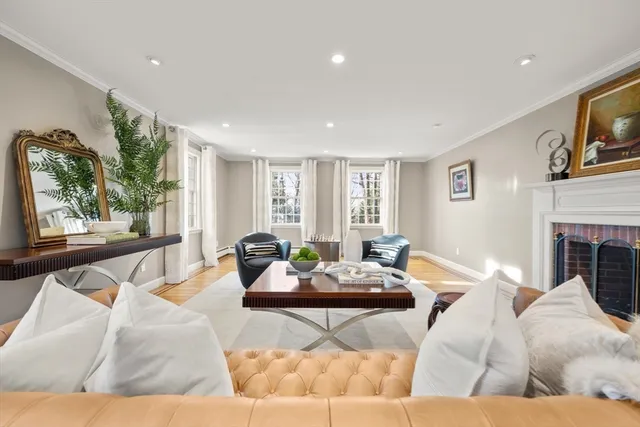 $3,995,000 | 84 Royalston Road, Wellesley, MA 02481