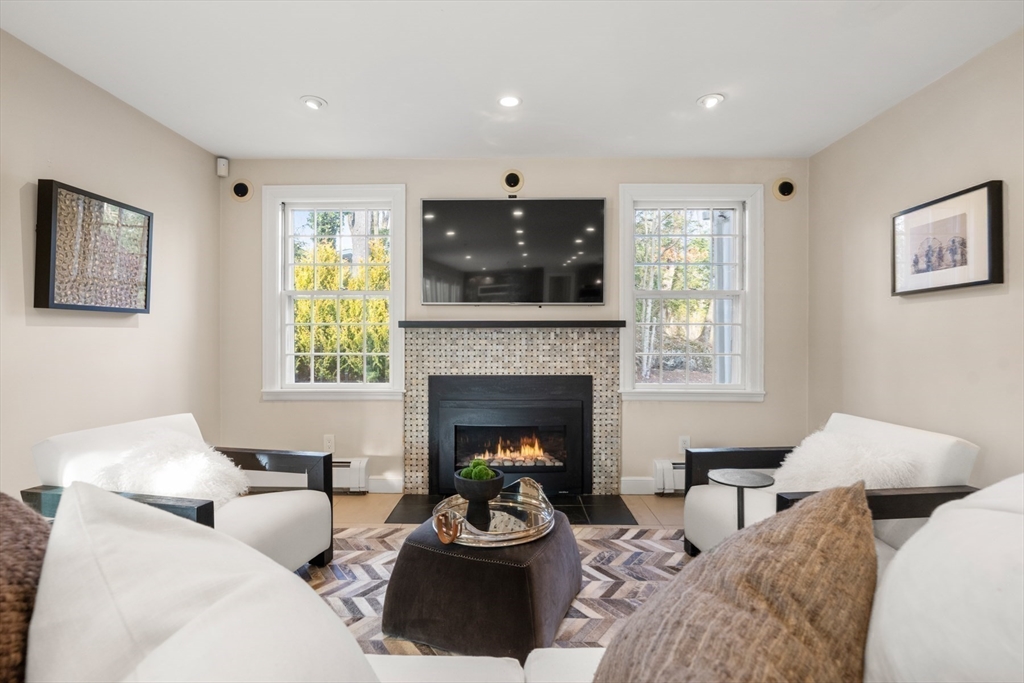 84 Royalston Road Wellesley, MA 02481 - Photo 19 of 42