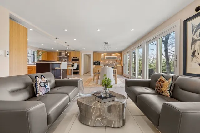 $3,995,000 | 84 Royalston Road, Wellesley, MA 02481