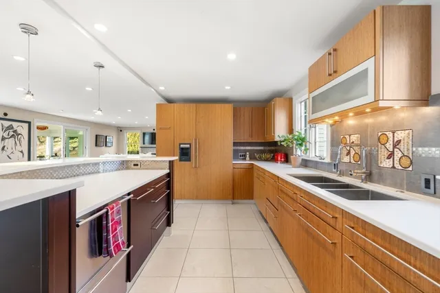 $3,995,000 | 84 Royalston Road, Wellesley, MA 02481