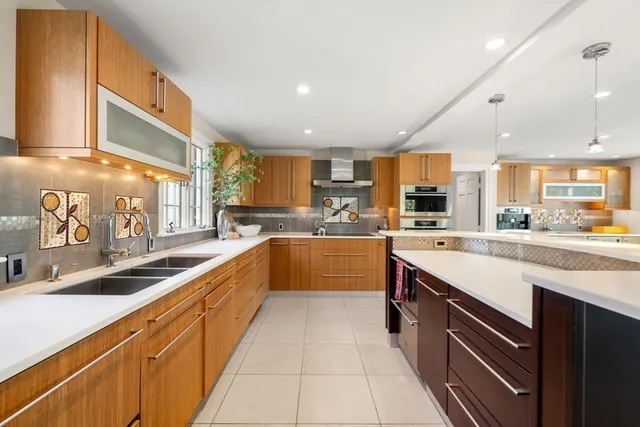 $3,995,000 | 84 Royalston Road, Wellesley, MA 02481