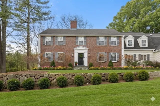 $3,995,000 | 84 Royalston Road, Wellesley, MA 02481