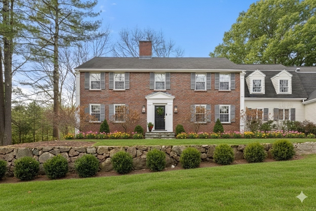 84 Royalston Road Wellesley, MA 02481 - Photo 4 of 42 a front view of a house with a yard