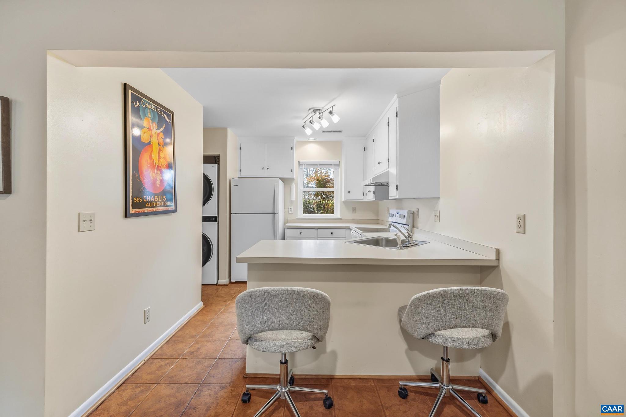 722 Exton Court Charlottesville, VA 22901 - Photo 13 of 24