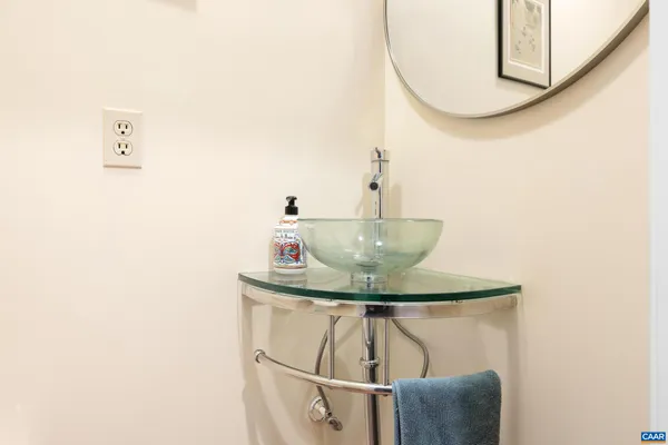 $300,000 | 722 Exton Court, Charlottesville, VA 22901