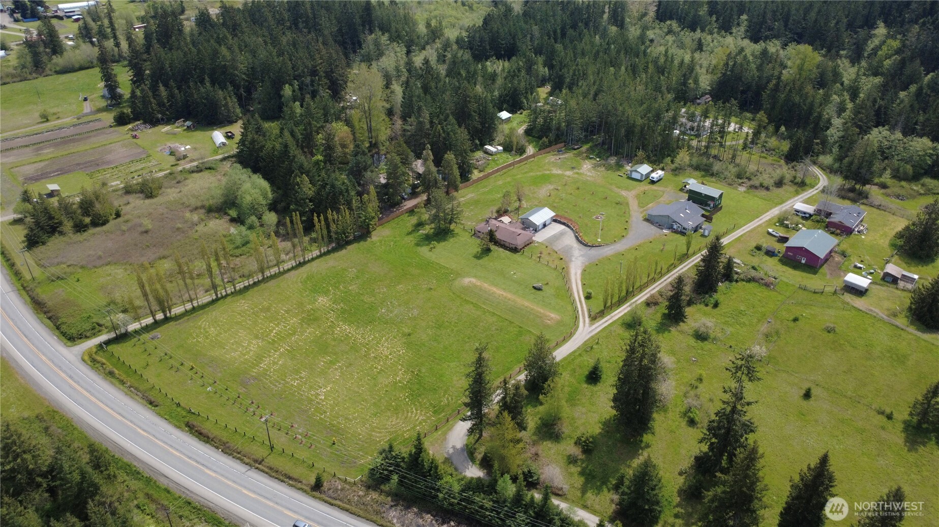 273702 Highway 101 Sequim, WA 98382 - Photo 36 of 40