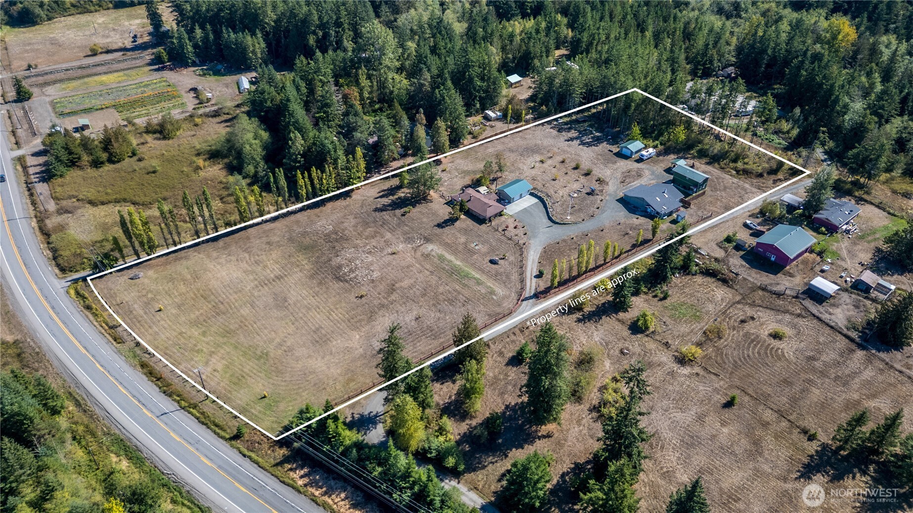 273702 Highway 101 Sequim, WA 98382 - Photo 40 of 40 a view of a balcony with an outdoor space