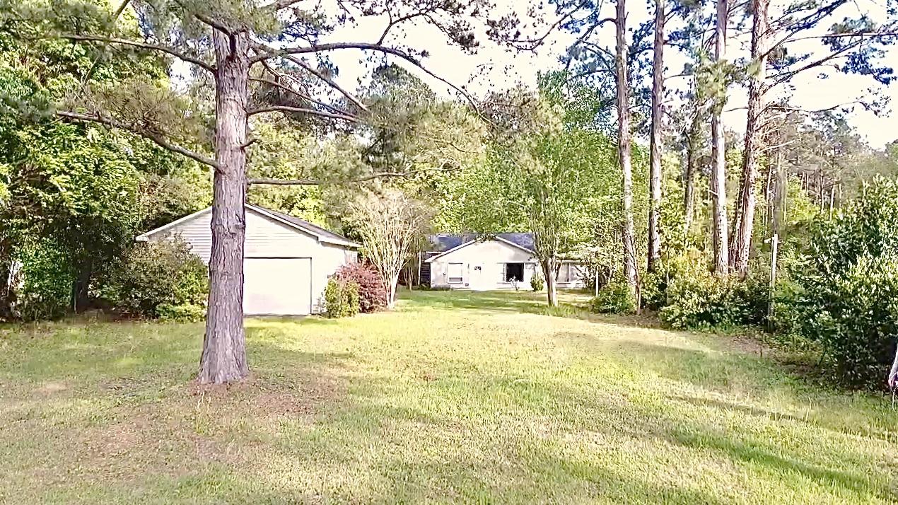 1101 Butter Road Bonneau, SC 29431 - Photo 9 of 12 5B9A4D77-B60D-4B05-9384-643D91A90843_1_2