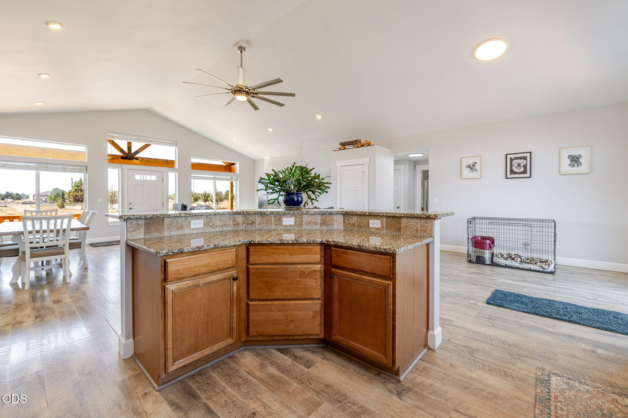 15317 Southwest Steelhead Road Terrebonne, OR 97760 - Photo 14 of 62 Gallery Image 14