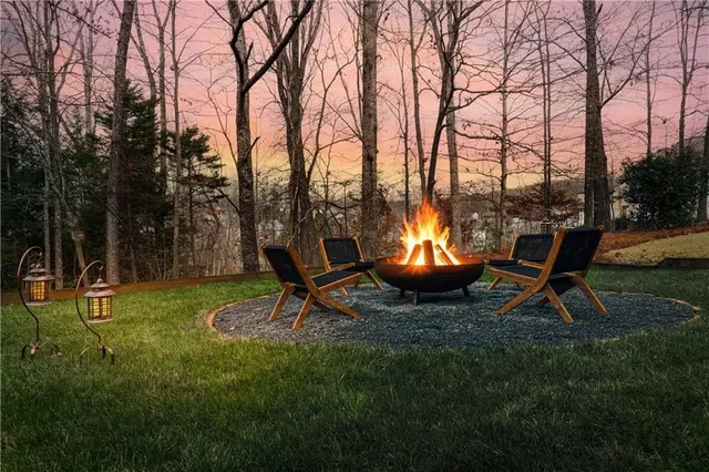 $995,000 | 1561 Valley Reserve Court Northwest, Kennesaw, GA 30152