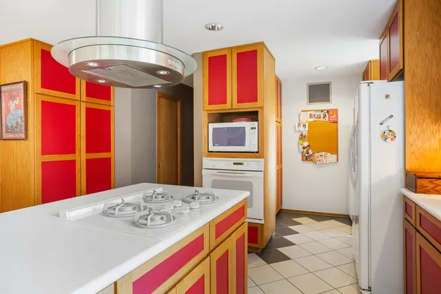 $899,900 | 3262 Greenwood Drive, Dewey, IL 61840