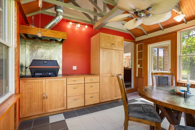 $899,900 | 3262 Greenwood Drive, Dewey, IL 61840