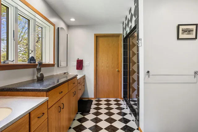 $899,900 | 3262 Greenwood Drive, Dewey, IL 61840