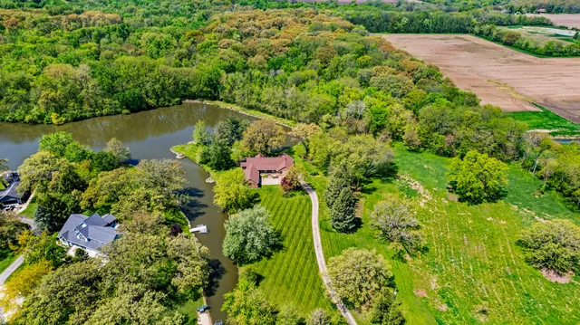 $899,900 | 3262 Greenwood Drive, Dewey, IL 61840