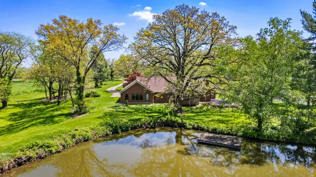 $899,900 | 3262 Greenwood Drive, Dewey, IL 61840