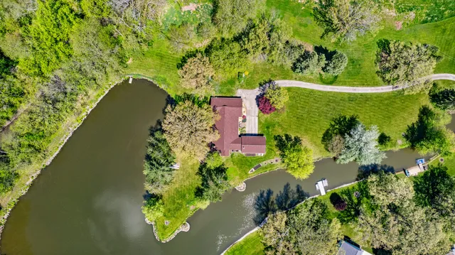 $899,900 | 3262 Greenwood Drive, Dewey, IL 61840