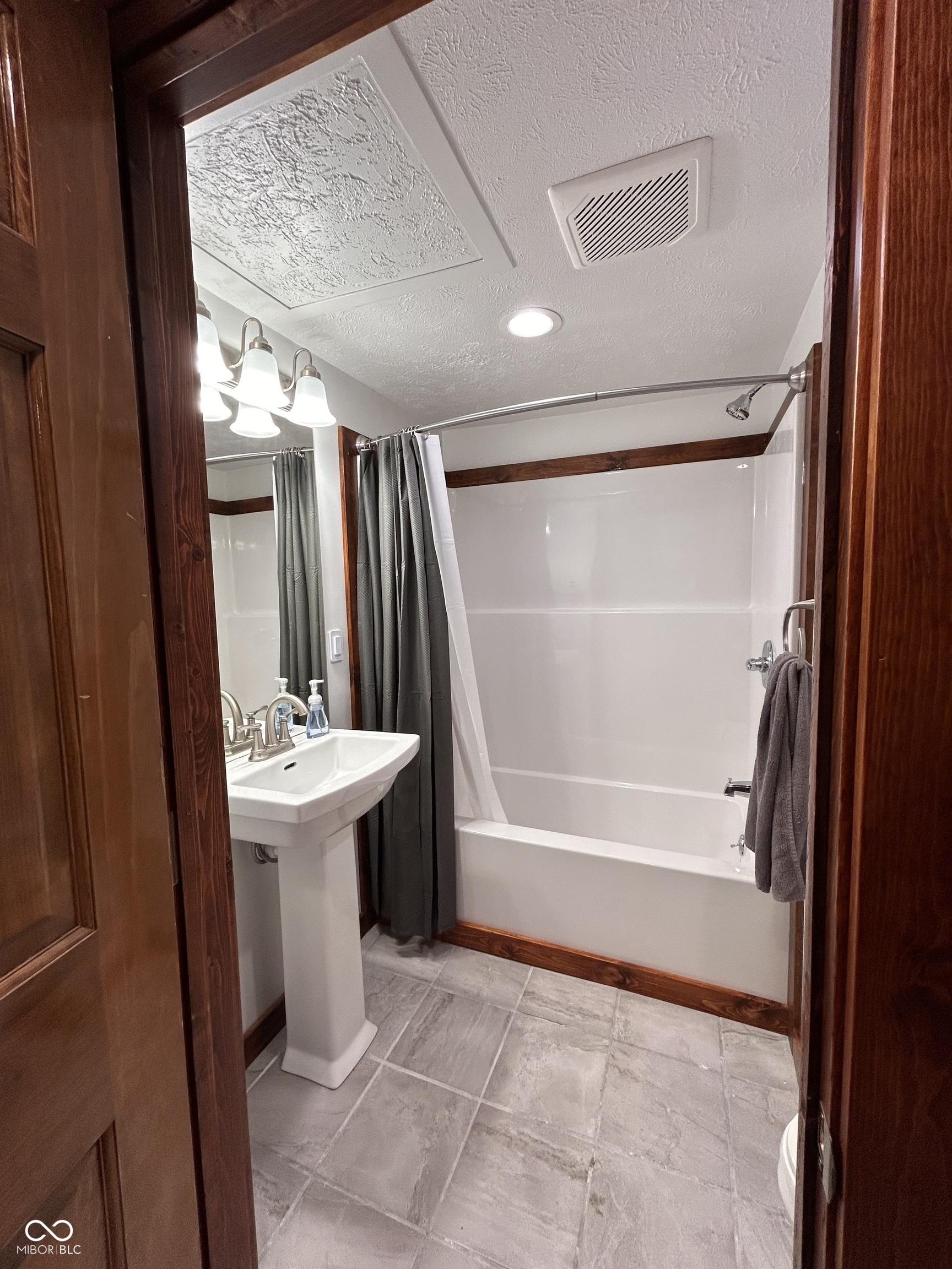 106 East Indiana Street Brooklyn, IN 46158 - Photo 25 of 35