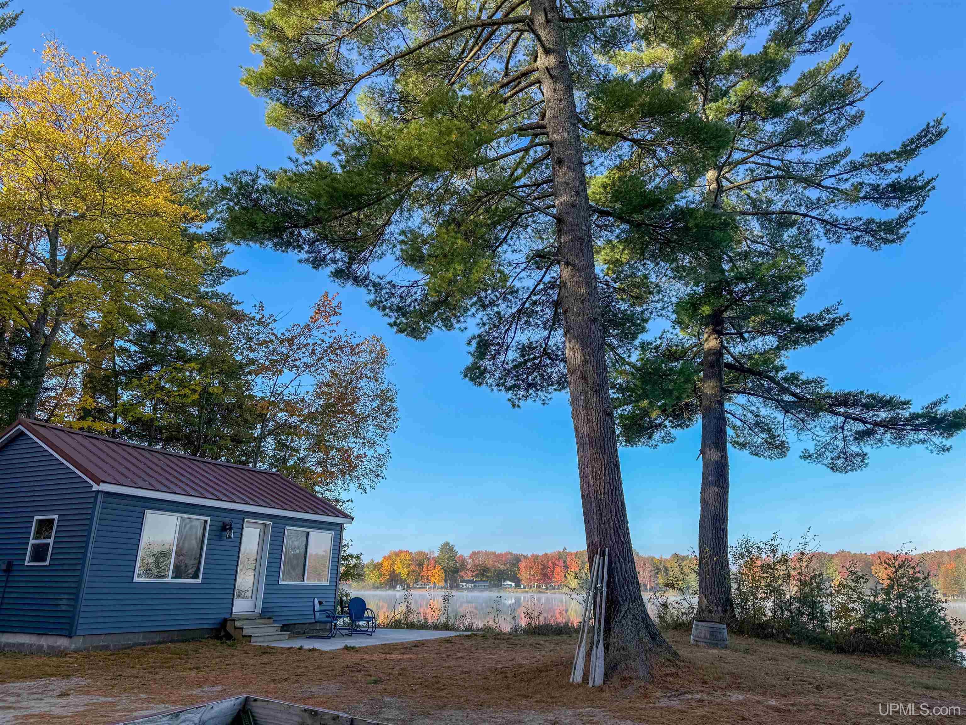 3865 Peninsula Point Road Munising, MI 49862 - Photo 5 of 88