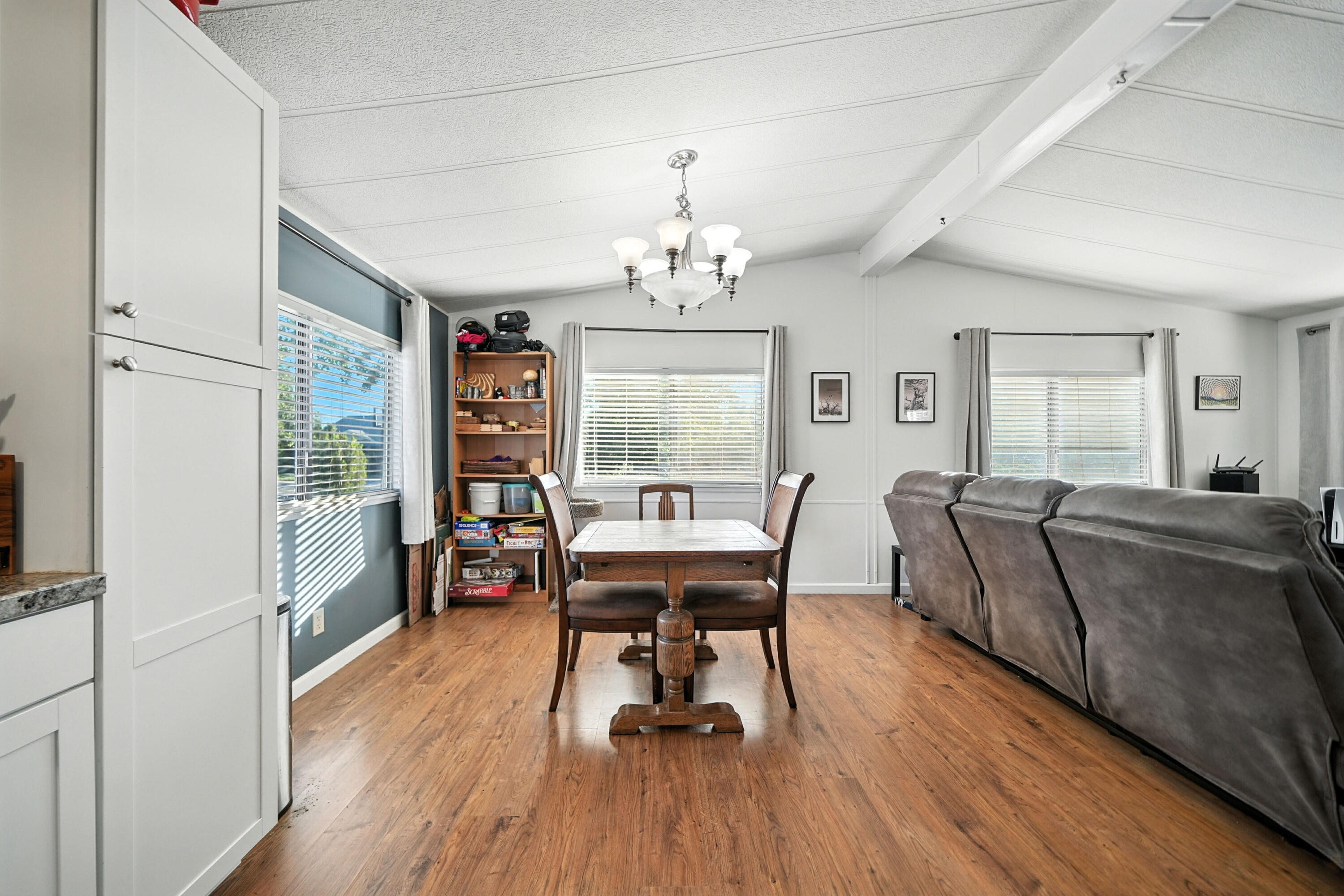 3757 Magnums Way Redding, CA 96003 - Photo 11 of 44 IMG-12