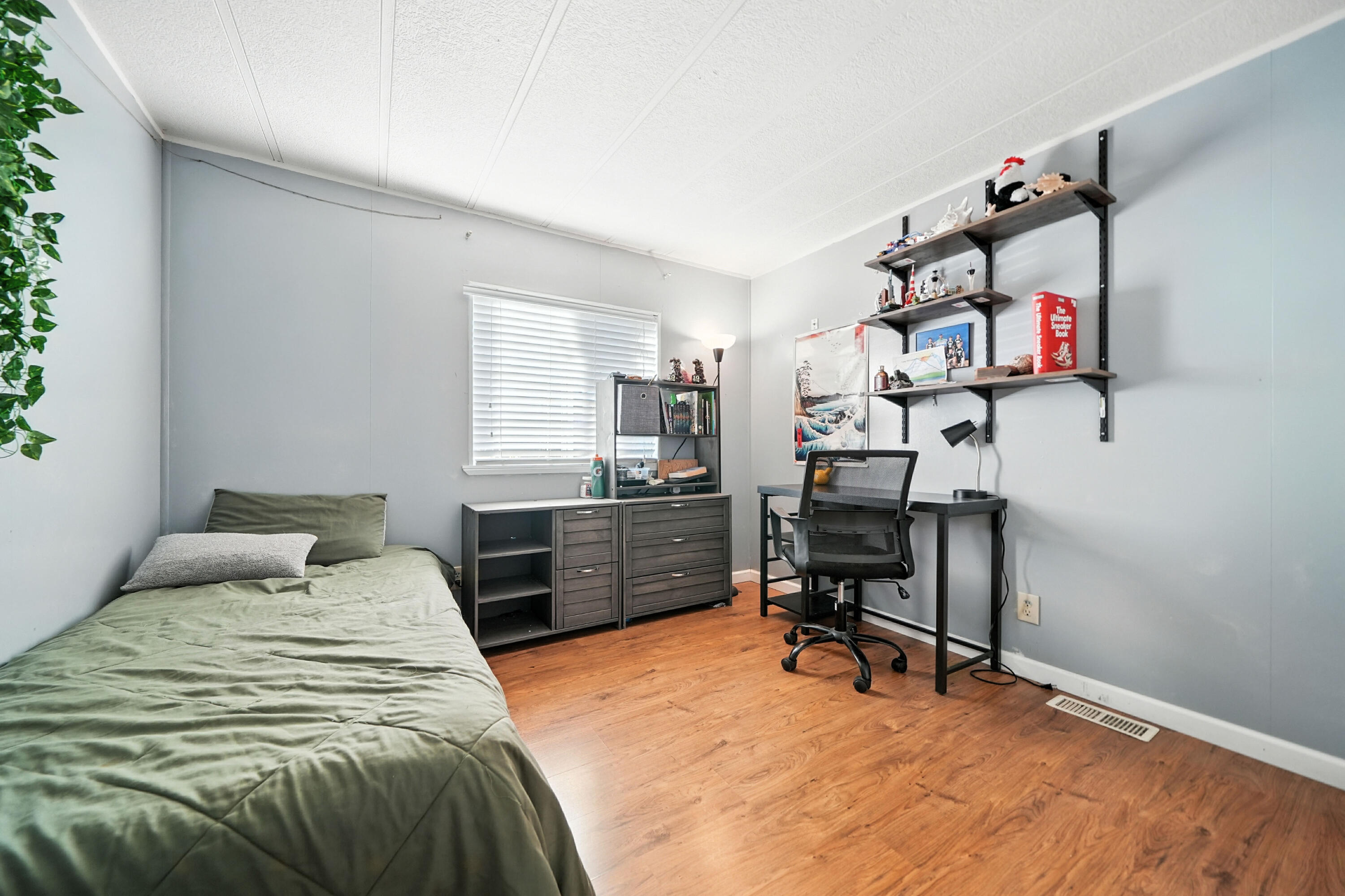 3757 Magnums Way Redding, CA 96003 - Photo 18 of 44 IMG-18