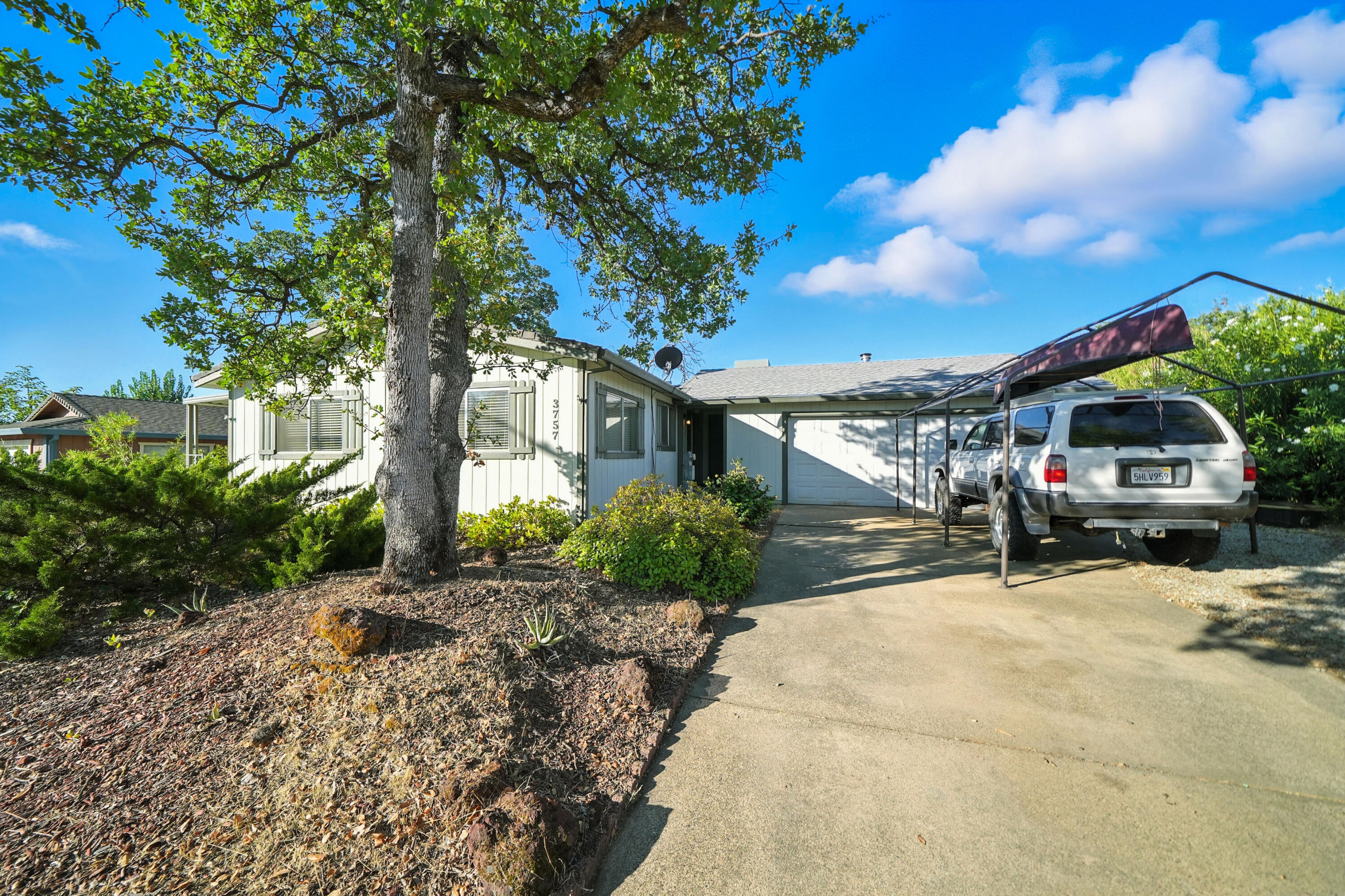 3757 Magnums Way Redding, CA 96003 - Photo 30 of 44 IMG-31