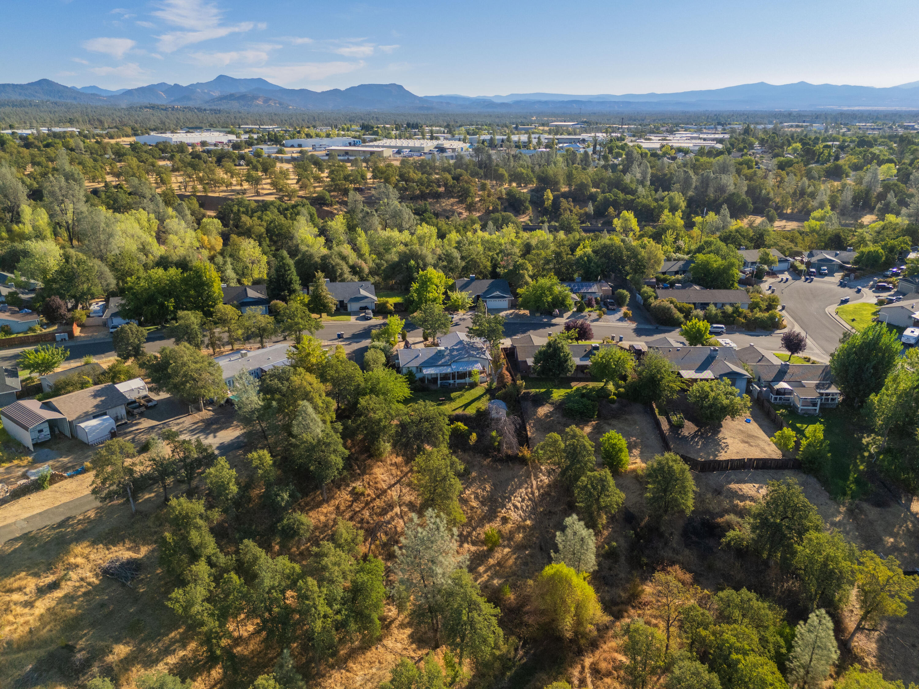 3757 Magnums Way Redding, CA 96003 - Photo 31 of 44 IMG-44