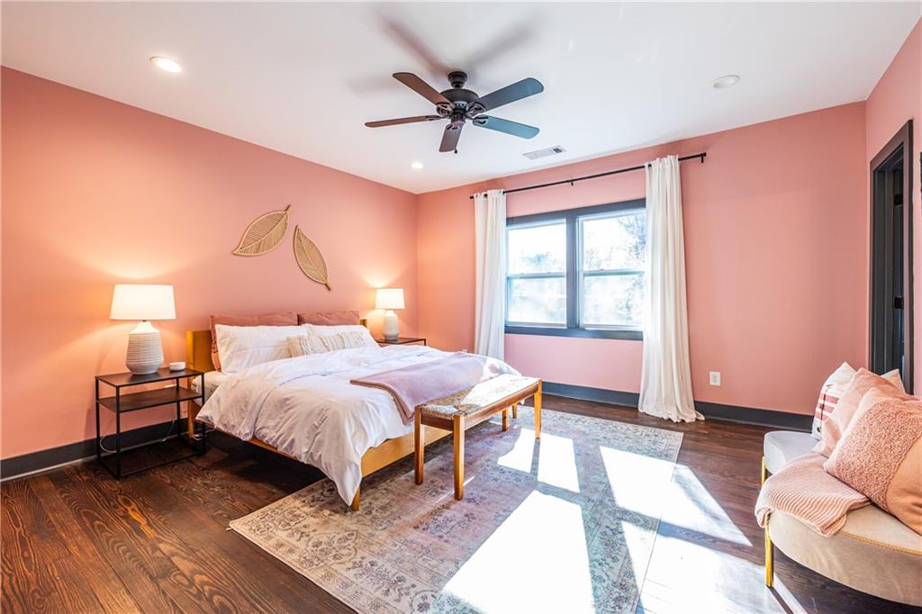 988 Mayson Turner Road Northwest Atlanta, GA 30314 - Photo 29 of 45 a bedroom with a bed and window