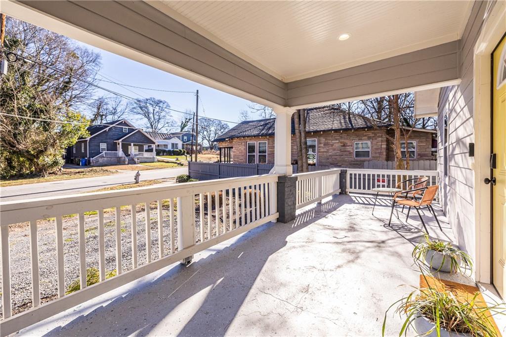 988 Mayson Turner Road Northwest Atlanta, GA 30314 - Photo 4 of 45 a view of a porch