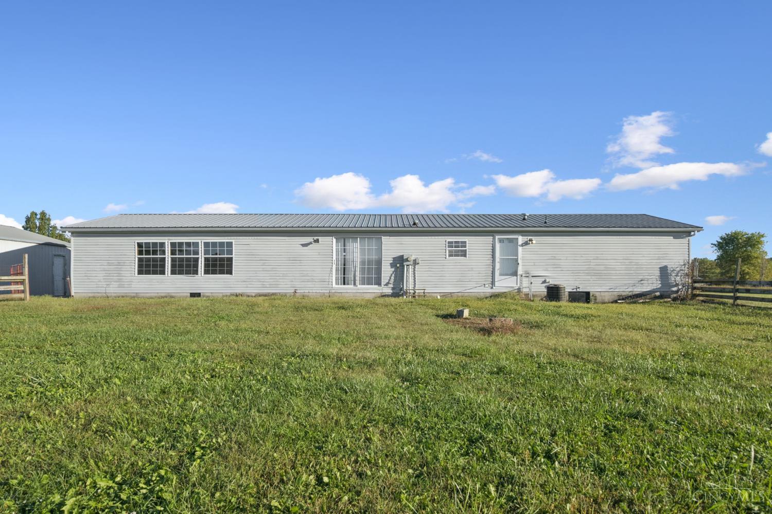 7986 Black Road Russellville, OH 45168 - Photo 10 of 41
