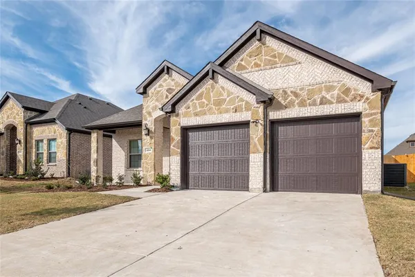 $1,899 | 604 Sycamore Drive, Greenville, TX 75402