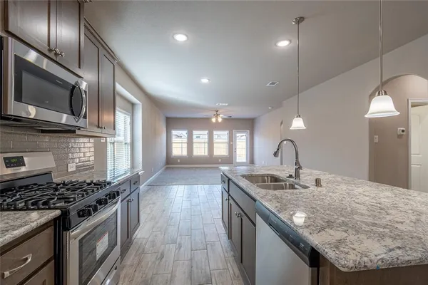 $1,899 | 604 Sycamore Drive, Greenville, TX 75402