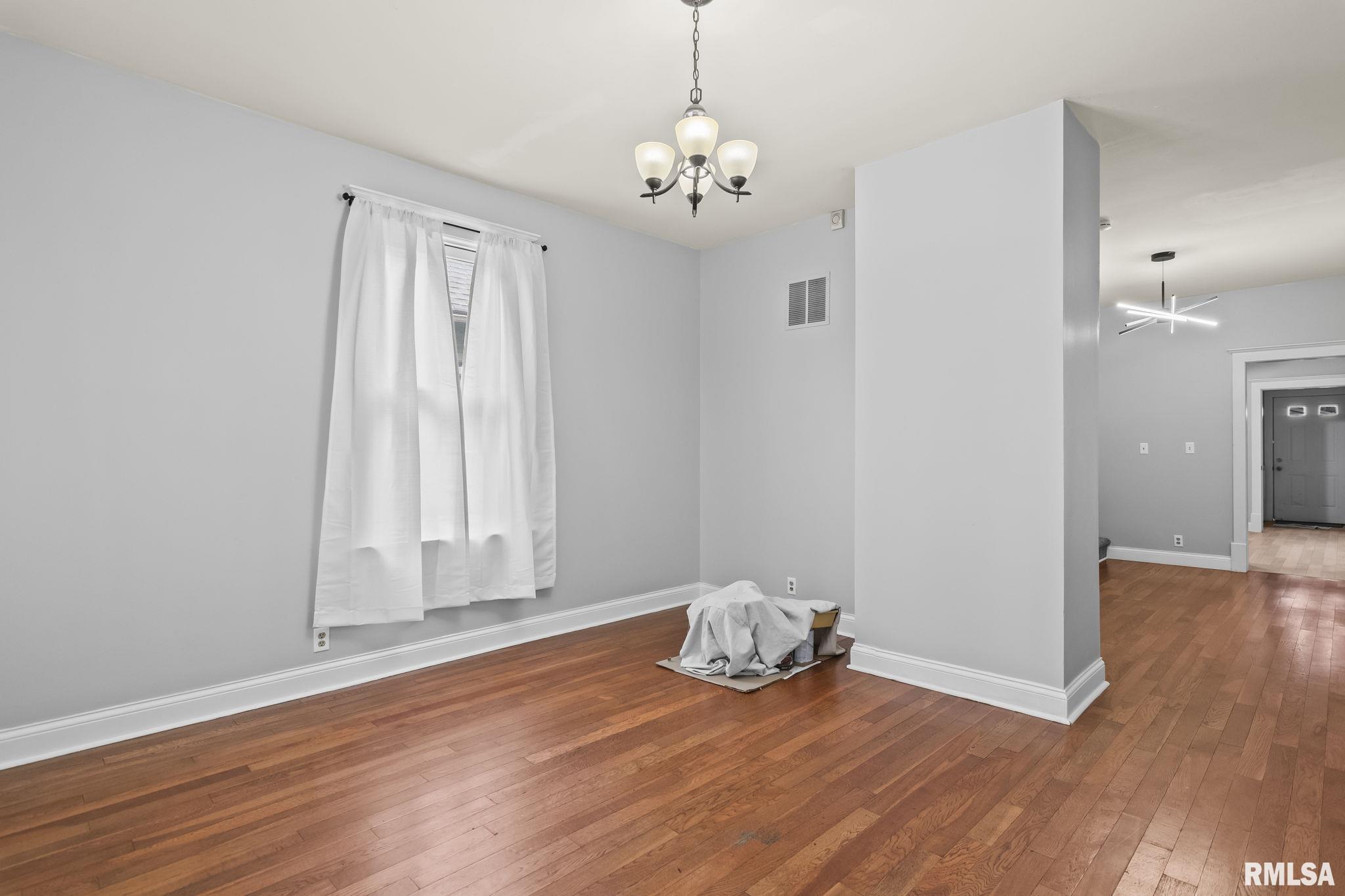 1129 North 5th Street Springfield, IL 62702 - Photo 7 of 33