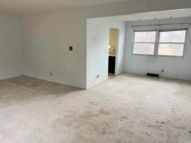 $139,900 | 3133 River Drive, Rochester, IN 46975