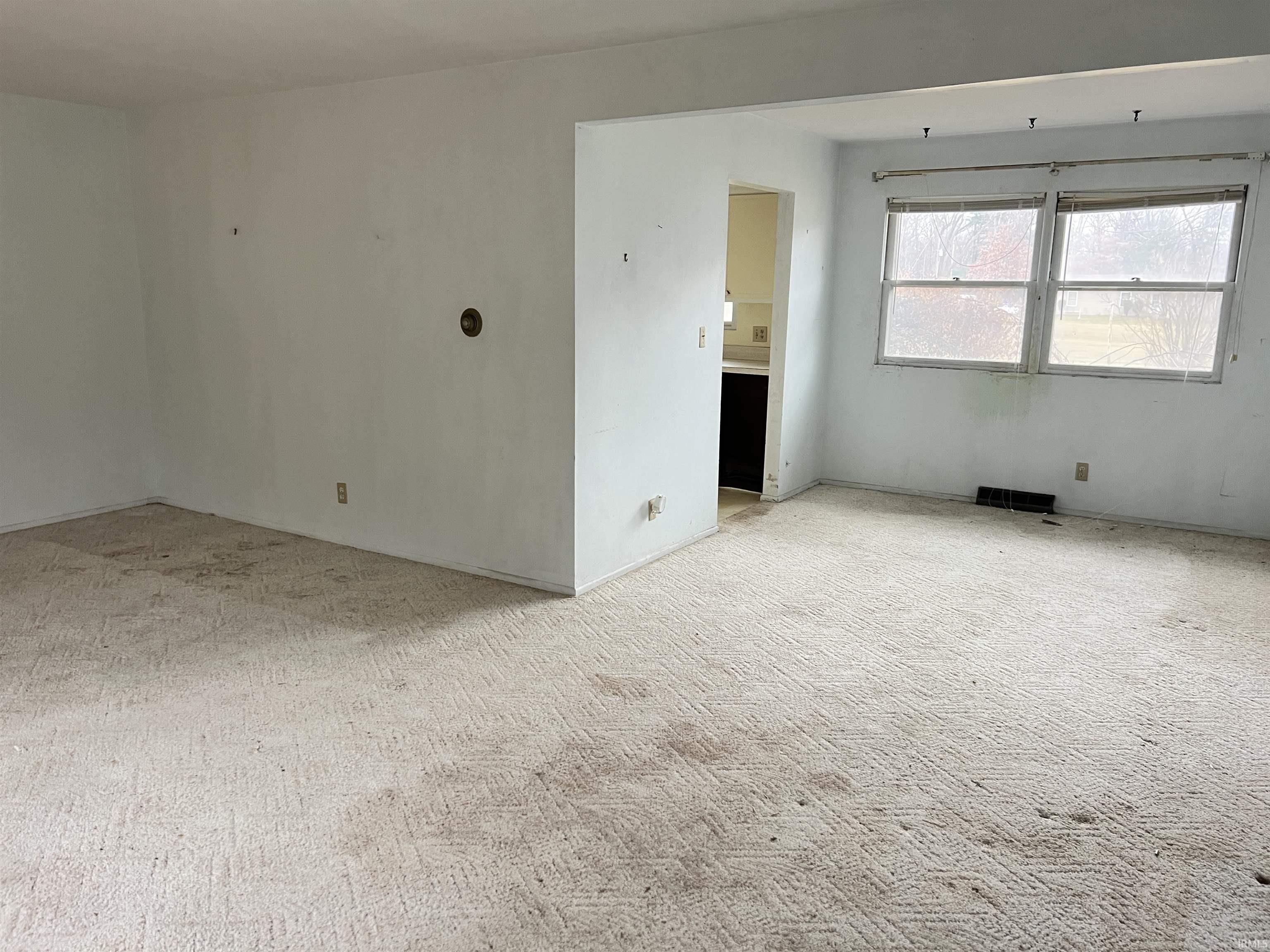 3133 River Drive Rochester, IN 46975 - Photo 2 of 28